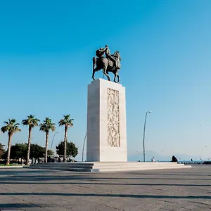 Chiaia Premium Flat, Center, Near Seaside Appartamento